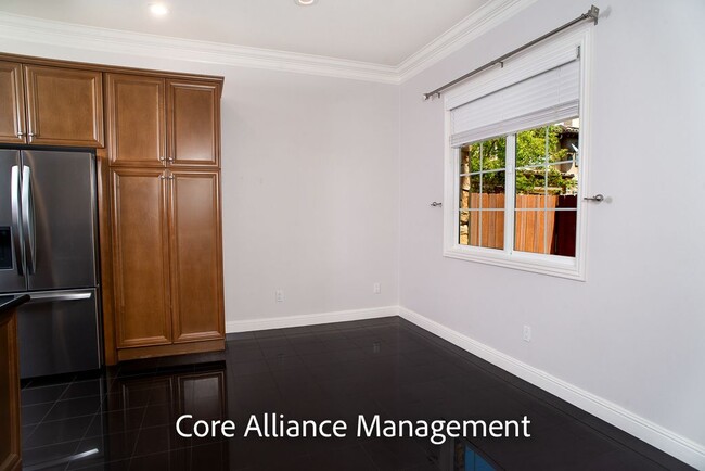 Building Photo - 11528 Verona Dr