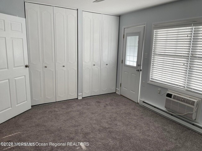 Building Photo - 393 Chesterfield Ct