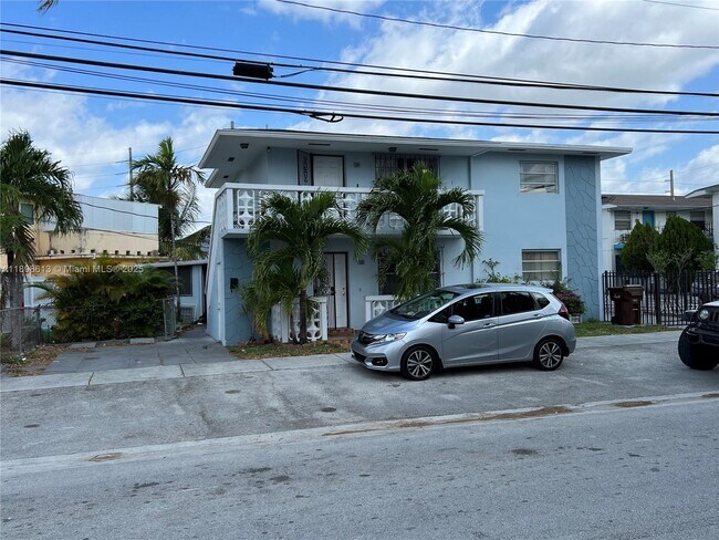 Primary Photo - 145 W 20th St
