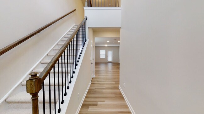 Building Photo - 103 Silver Fir Ln