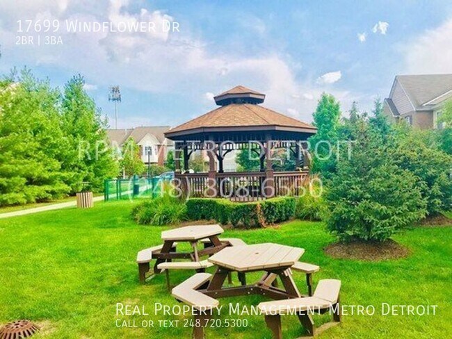 Building Photo - Beautiful Condo with Great Location,