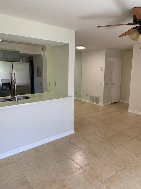 Building Photo - 291 E Mel Ave