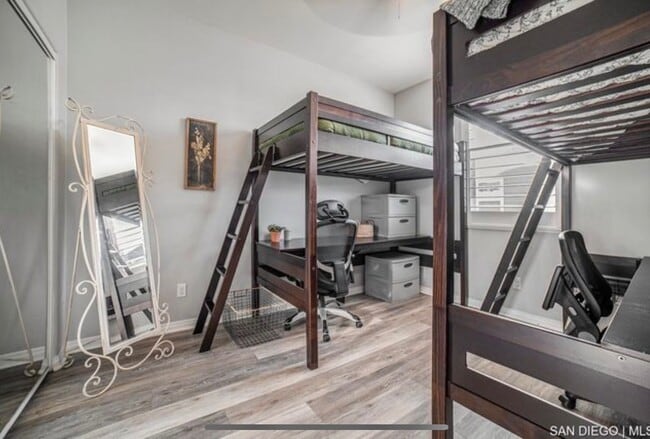 Building Photo - Available Now! Beautifully updated 3-story...