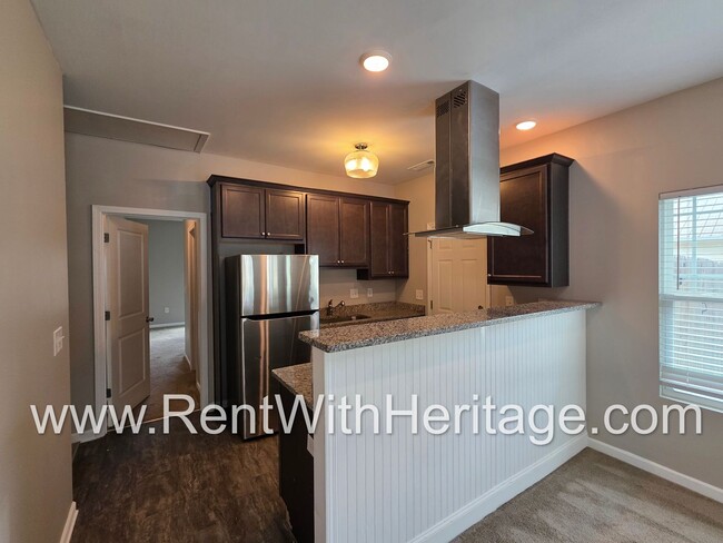 Building Photo - Awesome Ranch / Popular Carrollton Schools/ Near Adamson Square