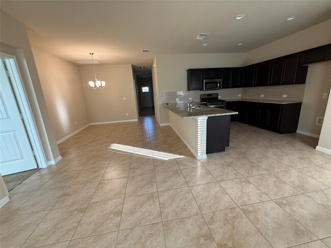 Building Photo - 6624 San Isidro Dr