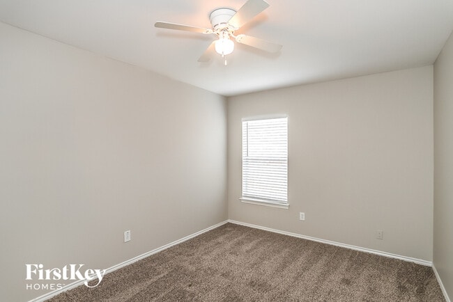 Building Photo - 26849 Mystic Castle Ln