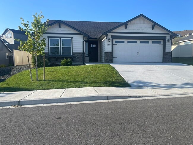 Primary Photo - 6842 W 27th Ave