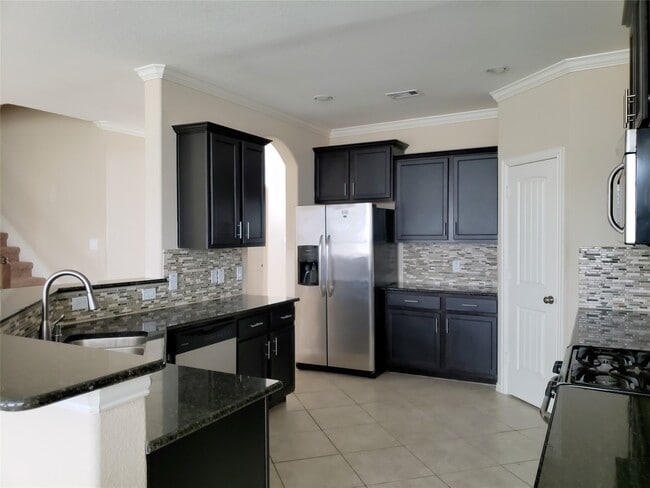 Building Photo - 8818 Cornina Dr
