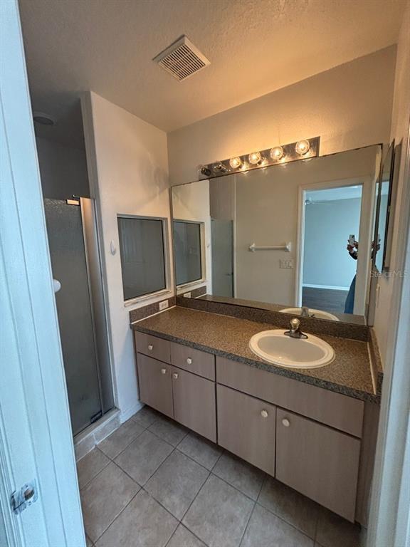 Building Photo - 1141 S Beach Cir