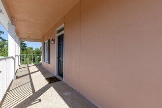 Building Photo - NOW SHOWING!  Stunning top-floor condo  #3...