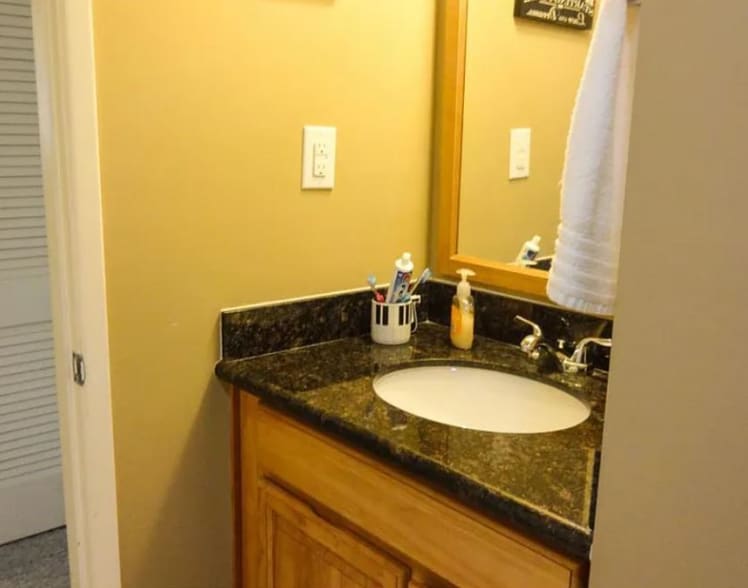 Building Photo - 5208 Sand Point Way NE