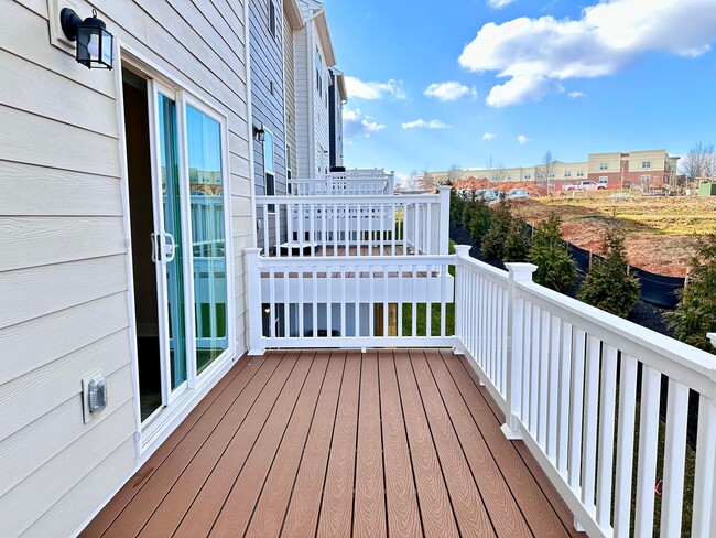 Building Photo - 4023 Purple Flora Bnd