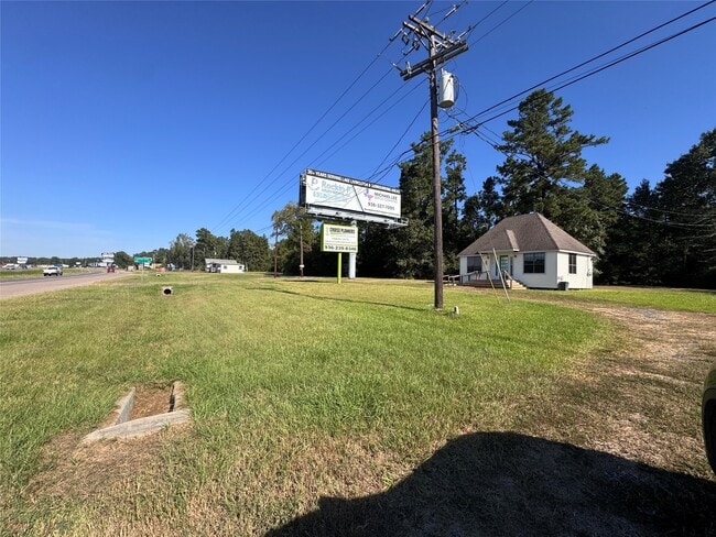 Building Photo - 3576 US-190