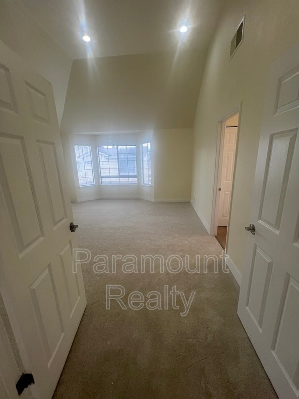 Building Photo - 1547 Chihong Dr