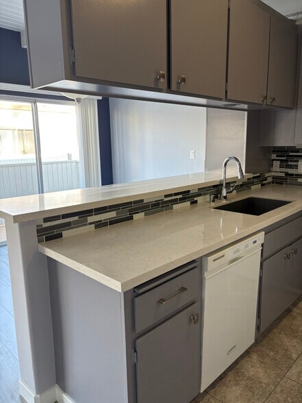 Building Photo - 3708 Spencer St