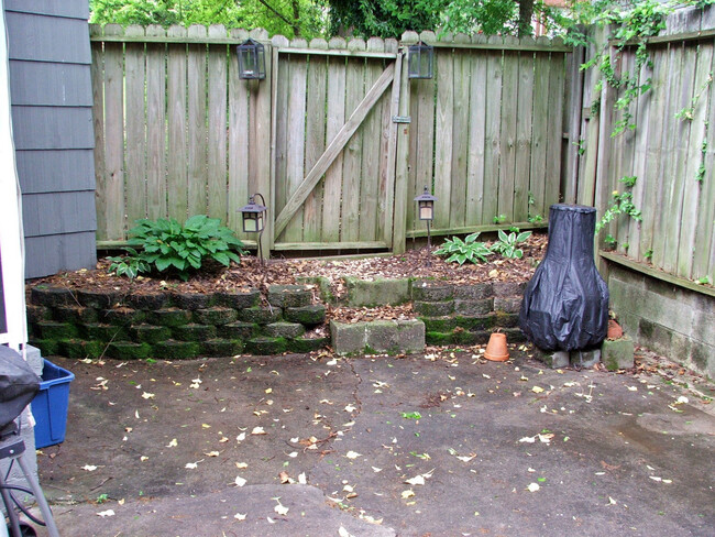Building Photo - Cute 3 bedroom, 1 bath house in Homewood!