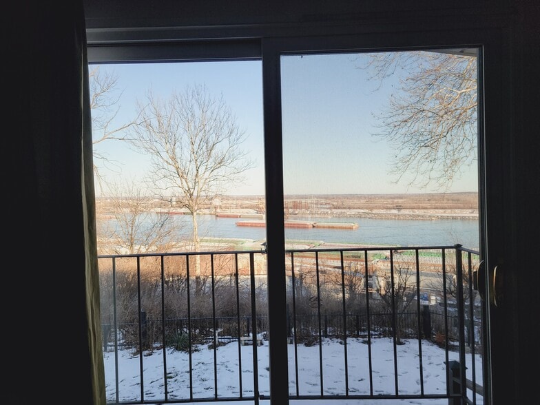 Wake to the Sunrise Outside Your MBR Balcony - 4536 Ohio St