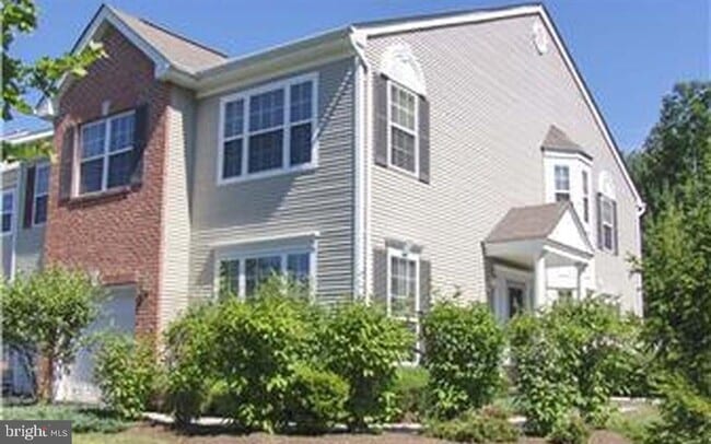 Building Photo - 301 Park Knoll