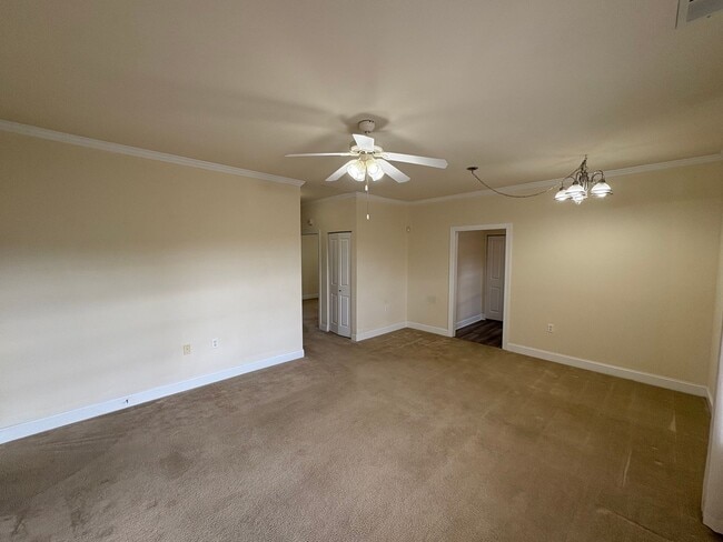 Building Photo - For Rent