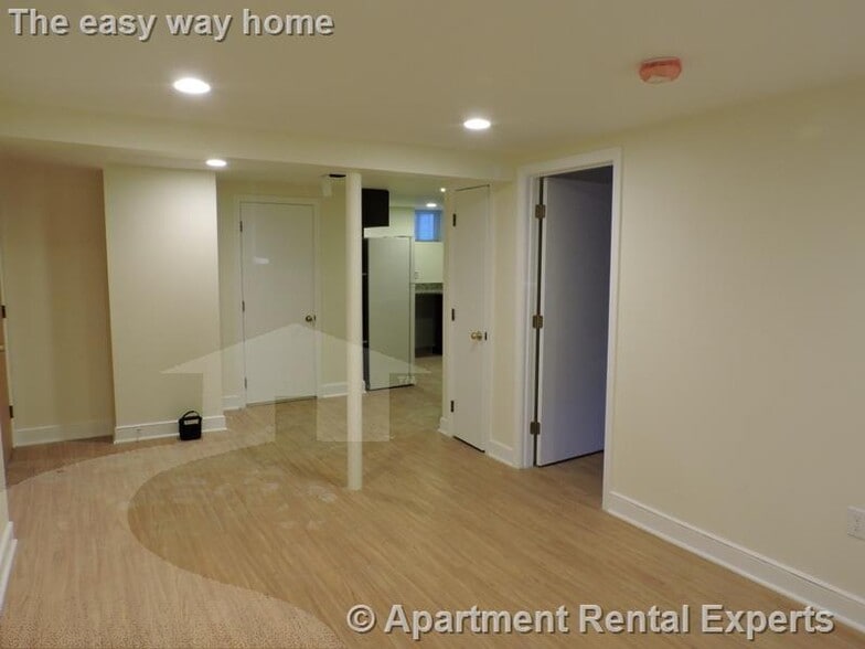 Building Photo - 34 Chatham St