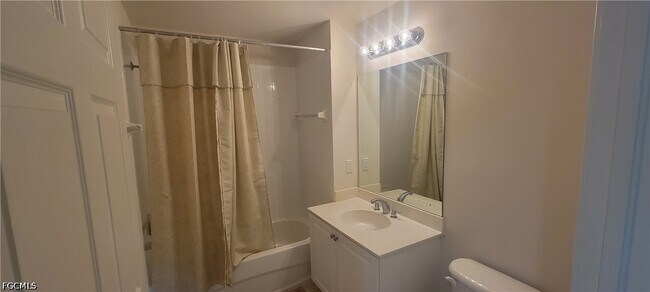 Building Photo - 3961 Pomodoro Cir