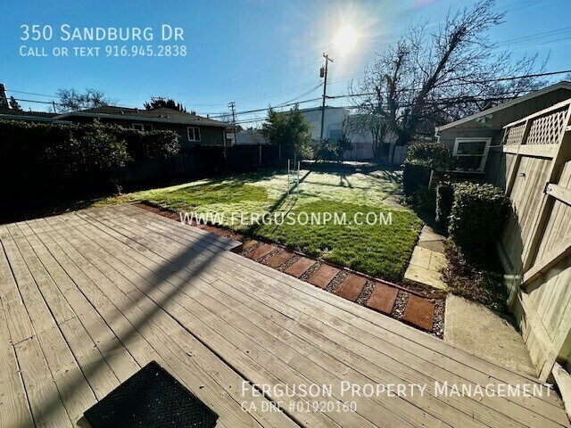 Building Photo - 350 Sandburg Dr