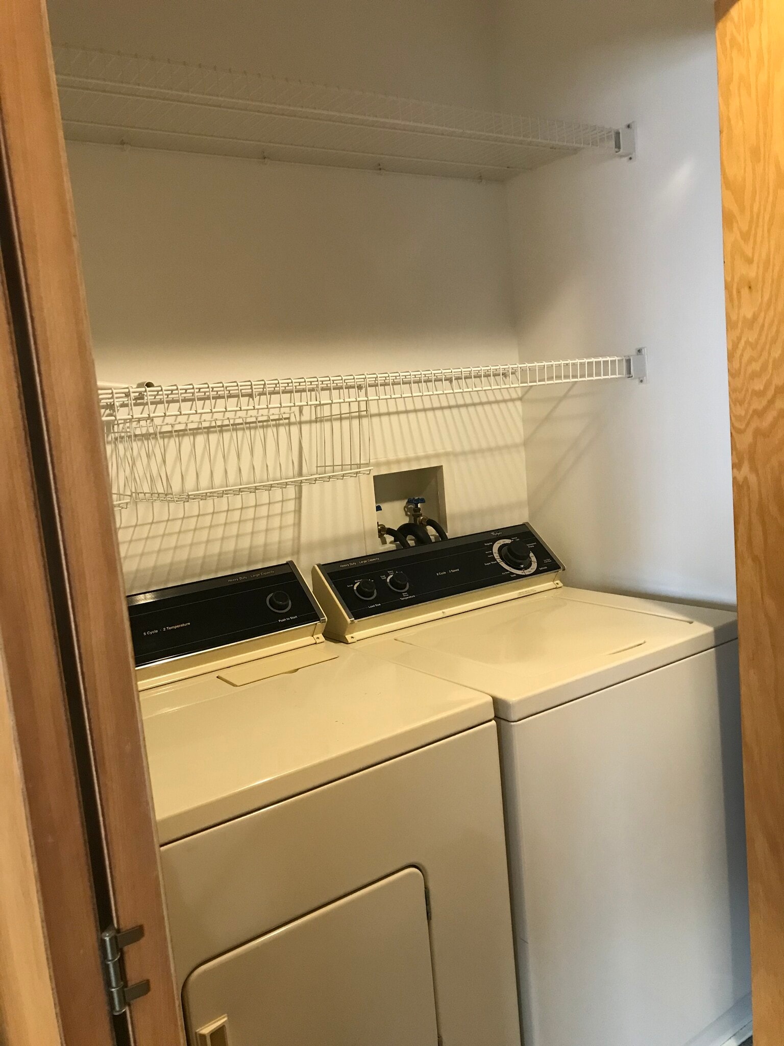 Upstair Laundry - 1846 Sapphire Pt
