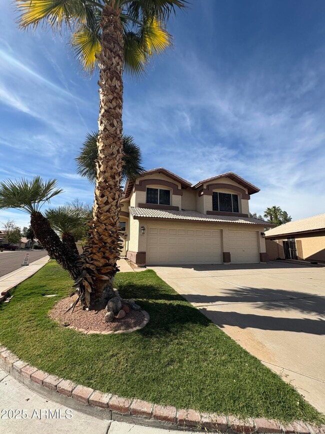 Building Photo - 1472 E Constitution Dr