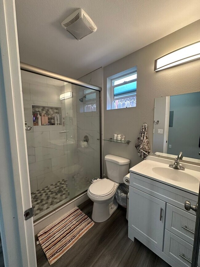Building Photo - Inviting 3-Bedroom | 2-Bathroom Home in National City