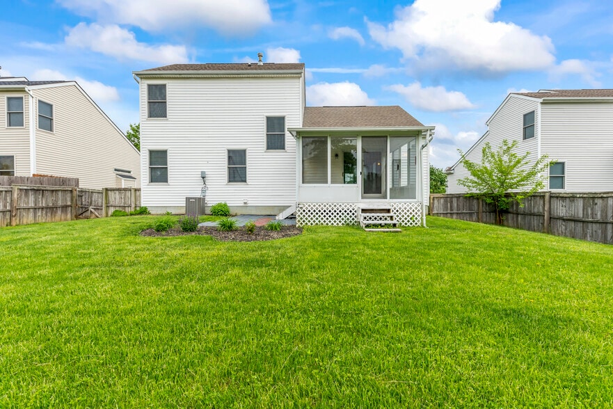 Building Photo - 77 W Fieldstone