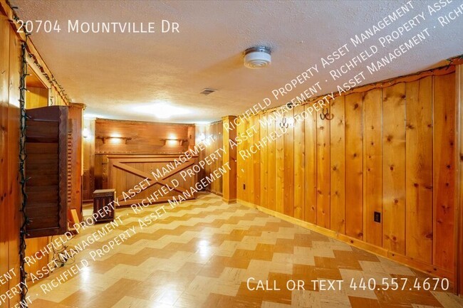 Building Photo - 20704 Mountville Dr