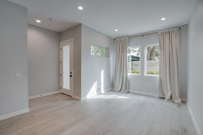 Building Photo - 2108 Tillery St