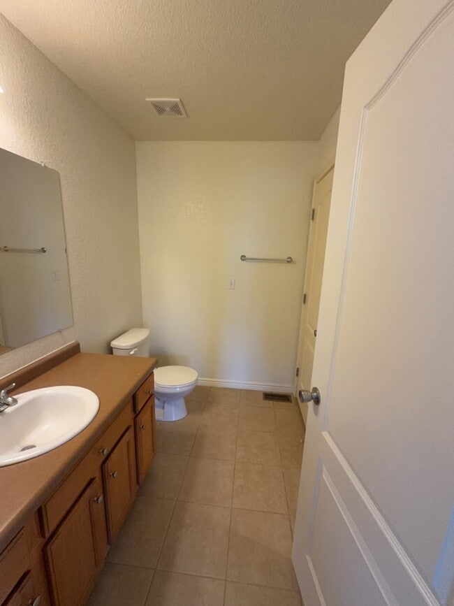 Building Photo - 6628 Watusi Rd