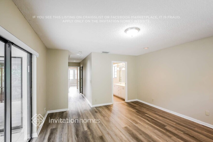 Building Photo - 8548 Eagle Run Dr