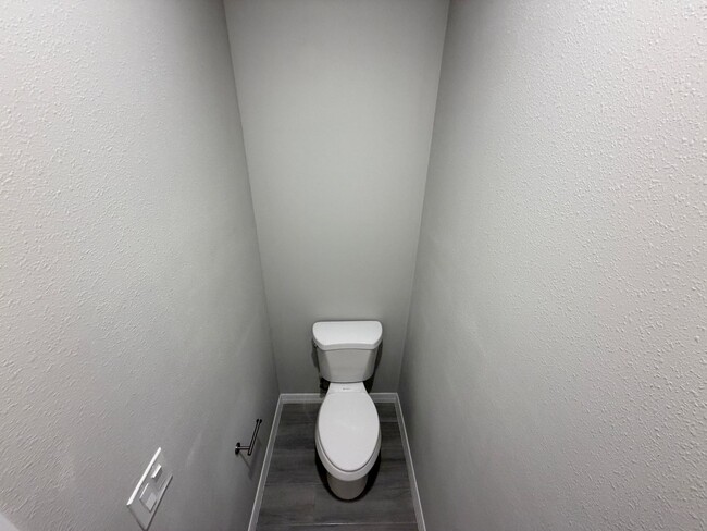 Building Photo - Beautiful 3 Bedroom, 2 Bathroom Home in Palm Bay!!