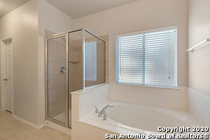 Building Photo - 133 Deer Wood Oaks