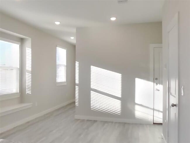 Building Photo - 620 Raglands Rd