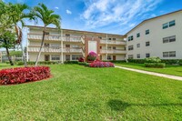 Building Photo - 380 Mansfield I