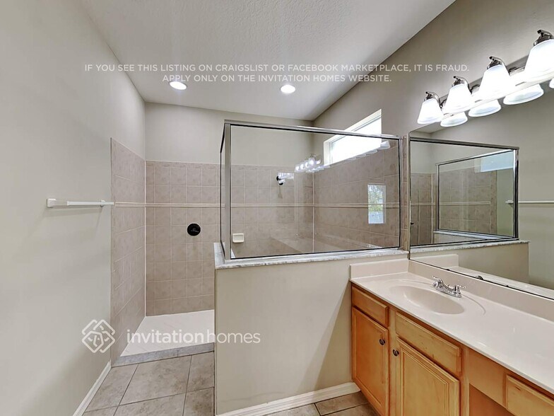 Building Photo - 3303 Sisal Loop