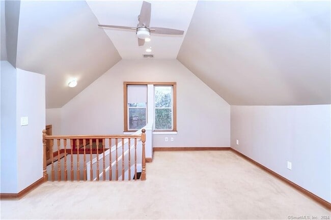 Building Photo - 165 Elm St