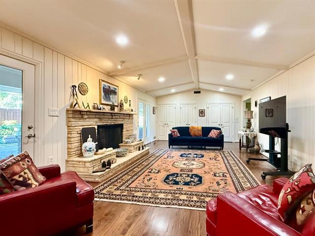 Building Photo - 7141 Twin Tree Ln