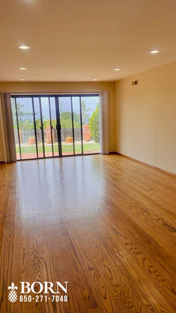 Building Photo - 1320 Lasuen Dr