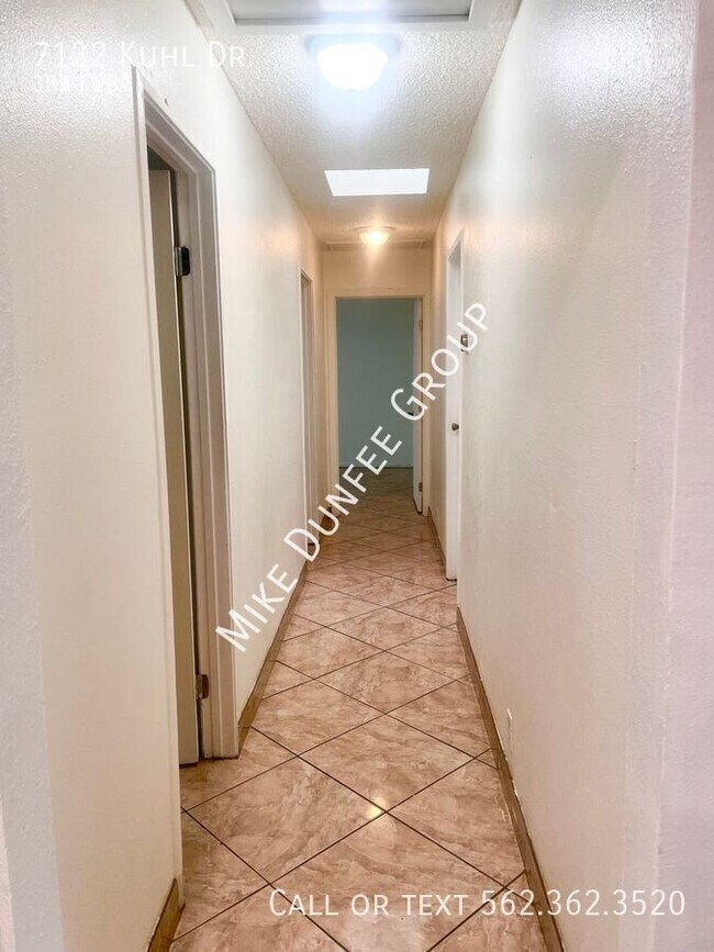 Building Photo - 7132 Kuhl Dr