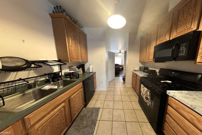 Building Photo - 1715 Arlington St