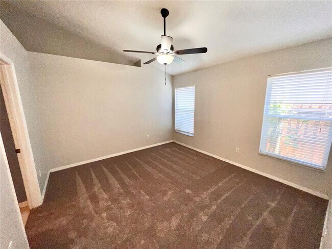Building Photo - 4343 Boca Woods Dr