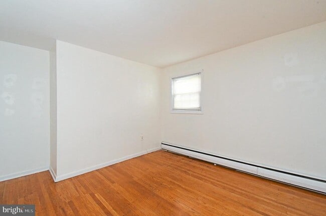 Building Photo - 559 General Muhlenberg Rd