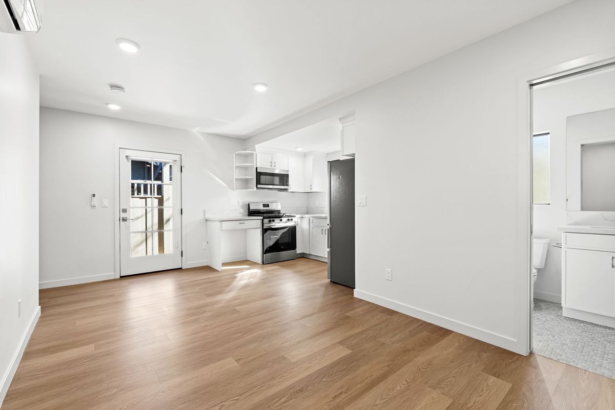 Building Photo - 4787 Panorama Dr