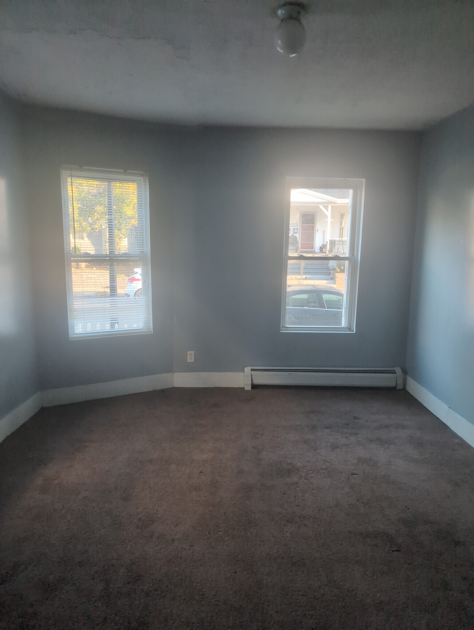 Building Photo - 367 Spruce St