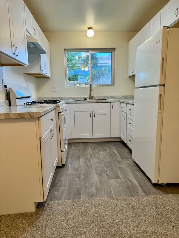 Building Photo - 2055 Felspar St