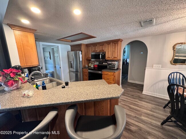 Building Photo - 5281 Aaron Ln